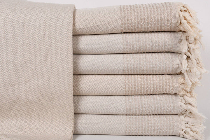 Luxury Organic Cotton Throw Blanket — Cozy Bed Cover