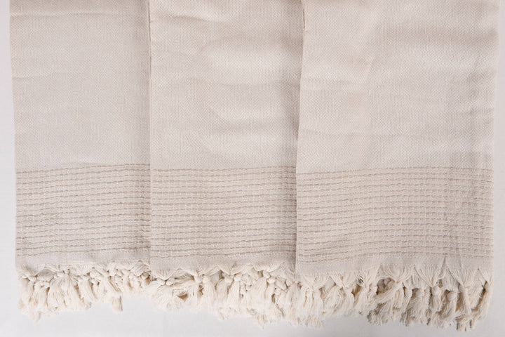 Luxury Organic Cotton Throw Blanket — Cozy Bed Cover
