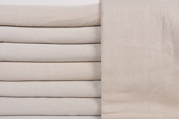 Luxury Organic Cotton Throw Blanket — Cozy Bed Cover