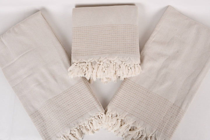 Luxury Organic Cotton Throw Blanket — Cozy Bed Cover